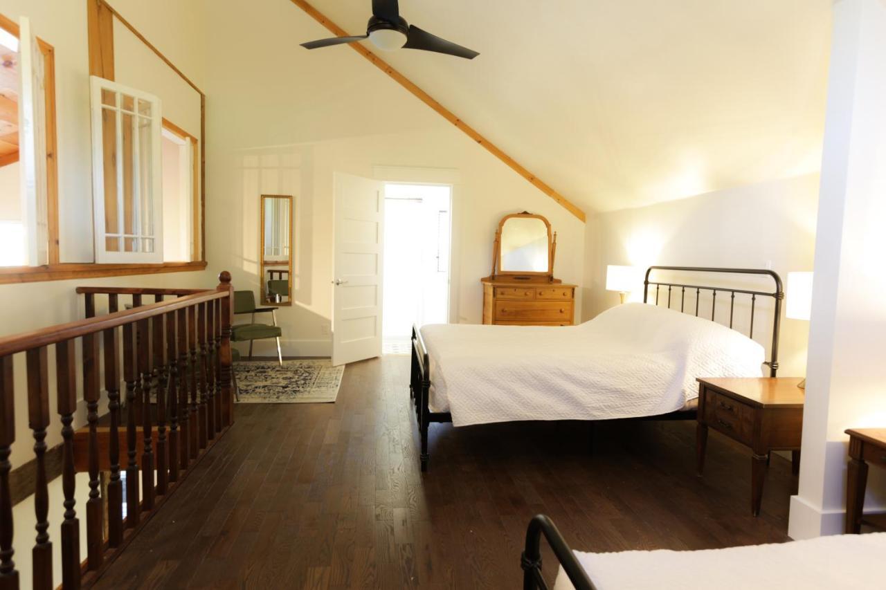 Jackson'S Falls Country Inn Milford Εξωτερικό φωτογραφία